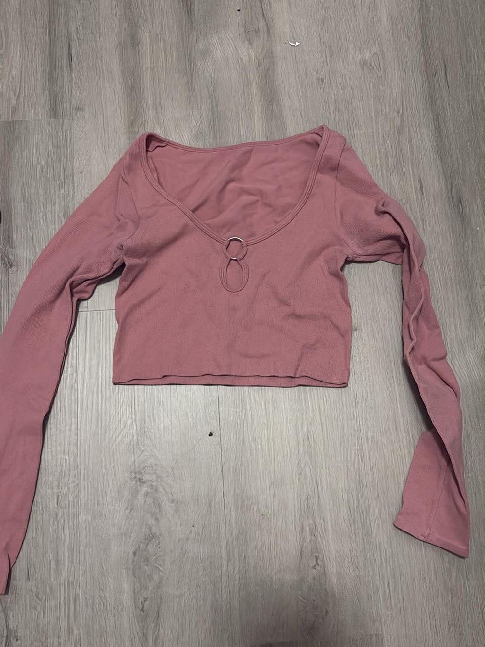 SHEIN Dusty Rose Ribbed Long-Sleeve Cropped Top with Double Ring